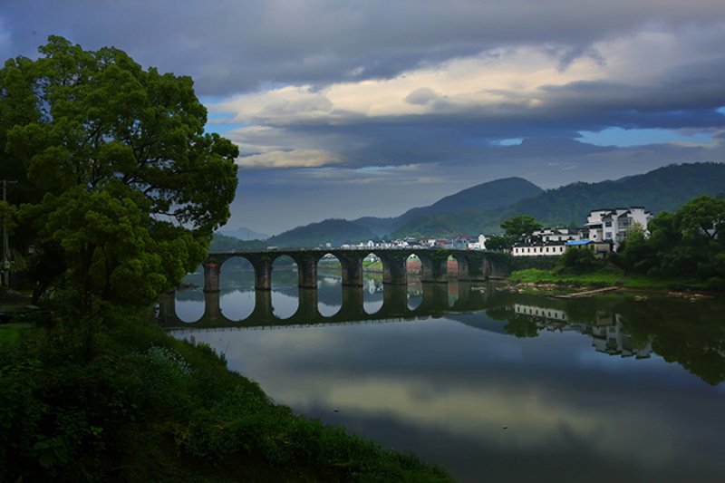 歙县周岁照
